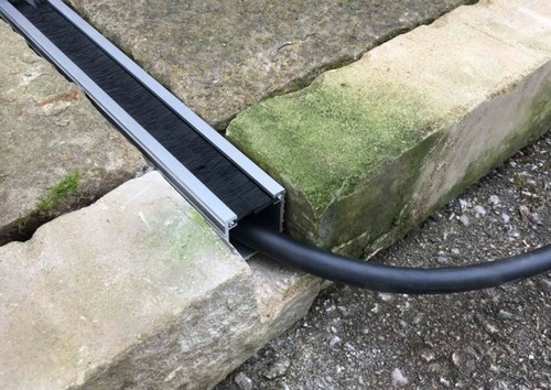 Hose pipe cable - or, tidy